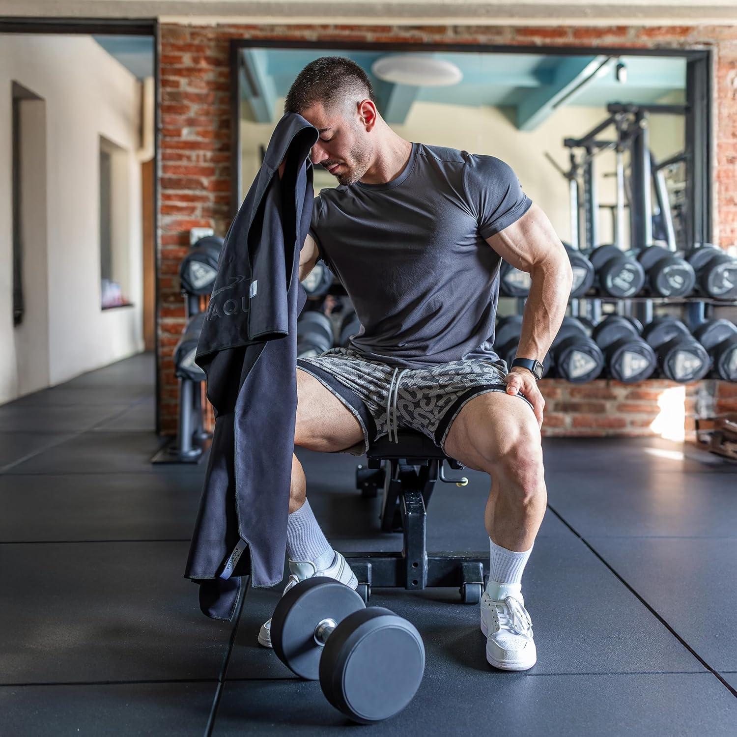 Toalla de Secado Rápido AqtivAqua Microfibra 61x101cm Negra