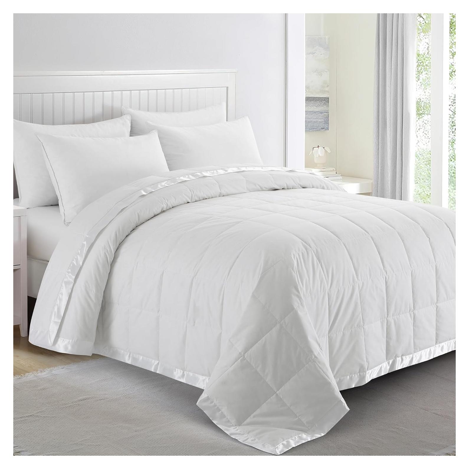 puredown® Blankets Queen Size - Soft Lightweight Down Blanket for Bed, Cozy Warm Luxury Bed Blanket with Satin Trim, Cotton Cover, White (90"X90")