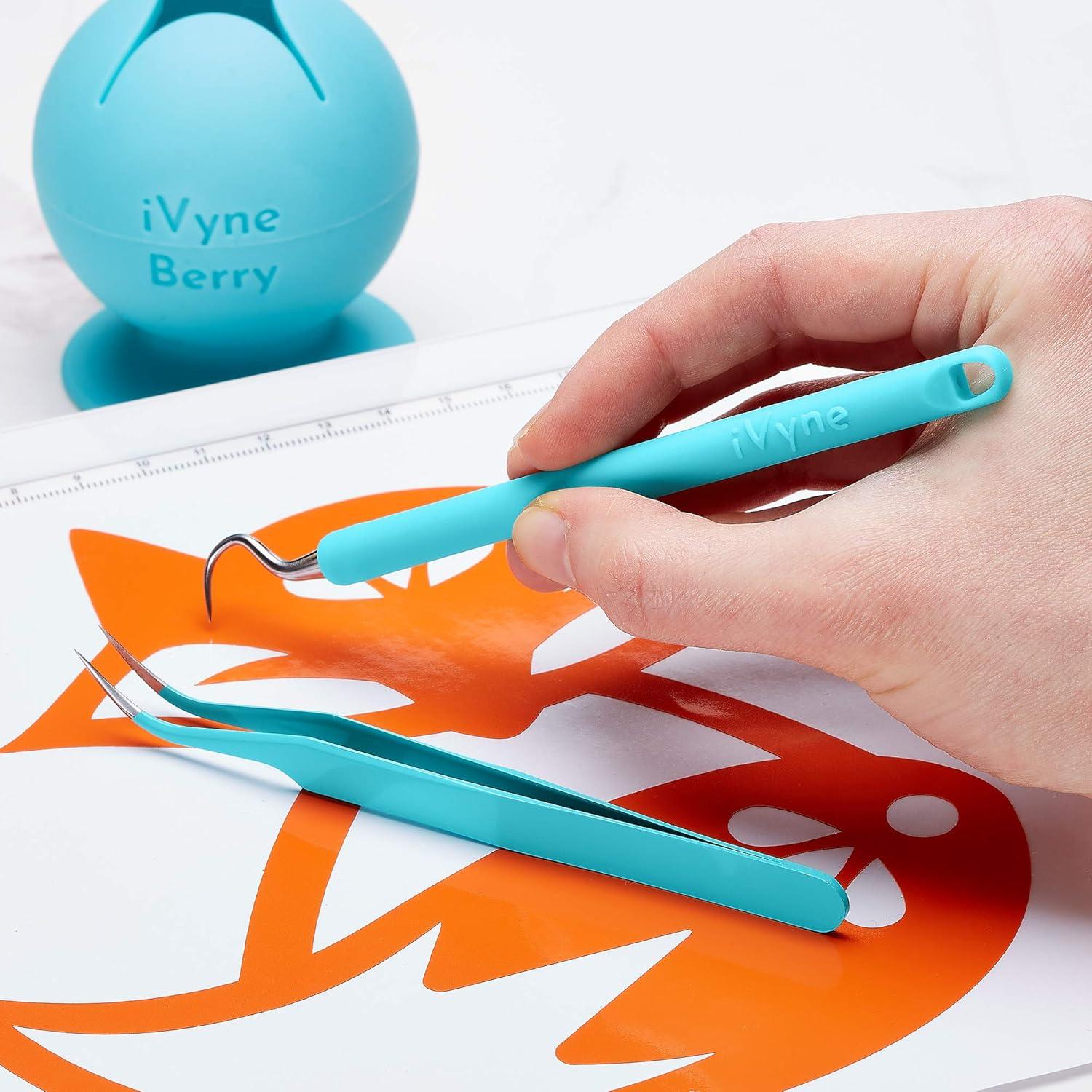 iVyne Berry y Herramientas de Desmalezado - Azul