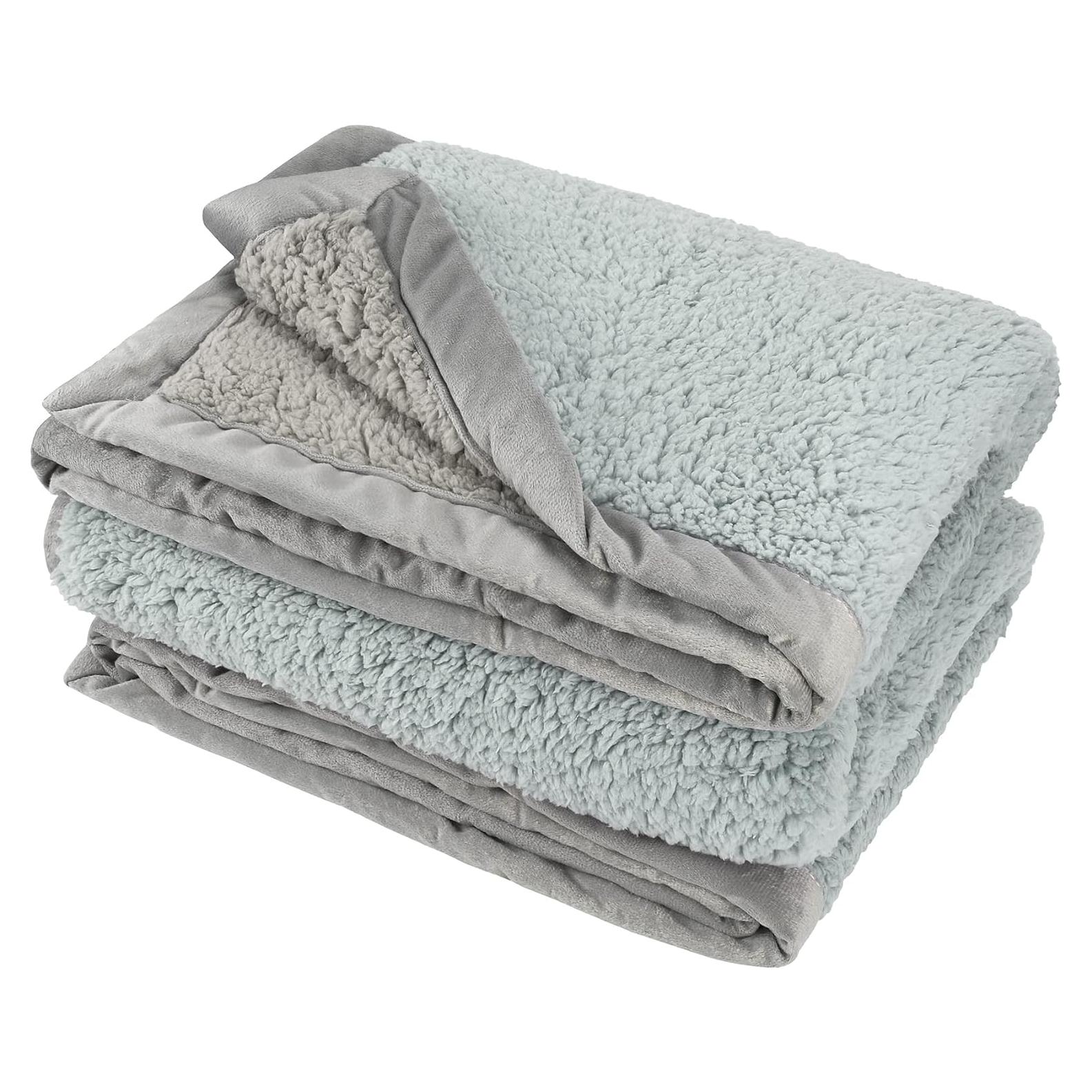 Manta Reversible Sherpa Catalonia 127x152 cm Aqua y Gris