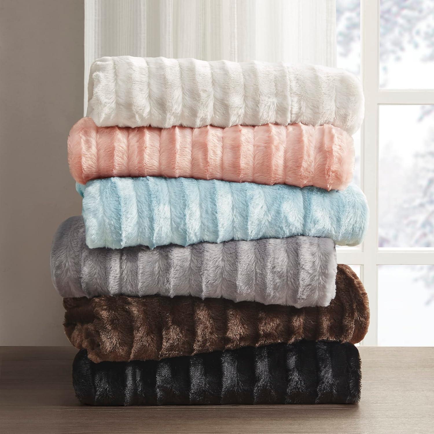 Manta de Piel Sintética Madison Park Duke 127x152 cm Negra