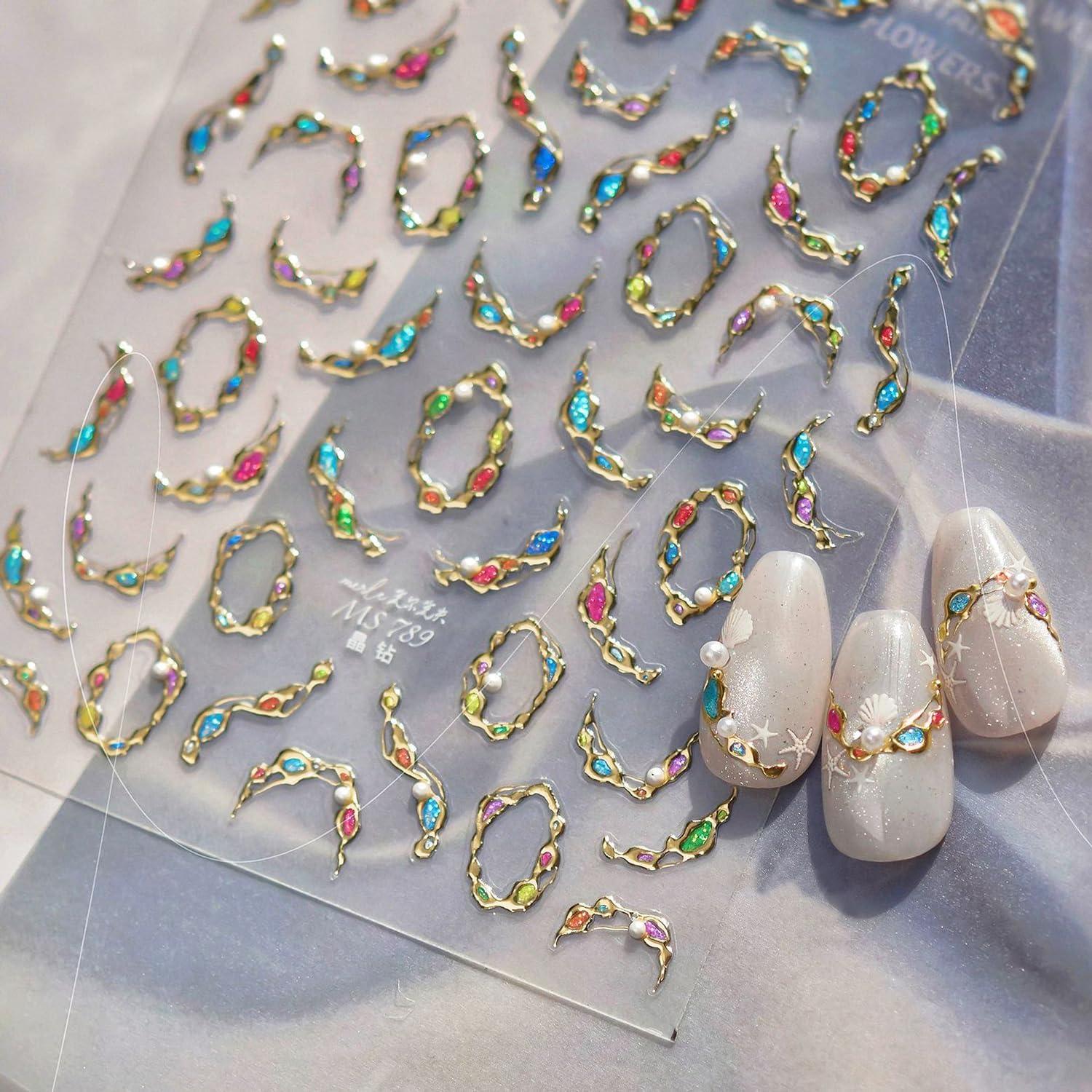 Calcomanías de Uñas Doradas 5D NZRAESTRS - 1 Hoja Autoadhesiva