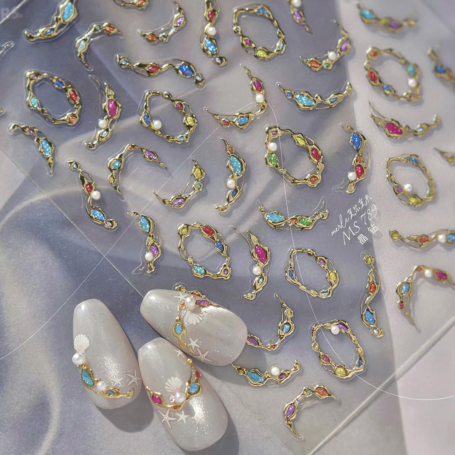 Calcomanías de Uñas Doradas 5D NZRAESTRS - 1 Hoja Autoadhesiva