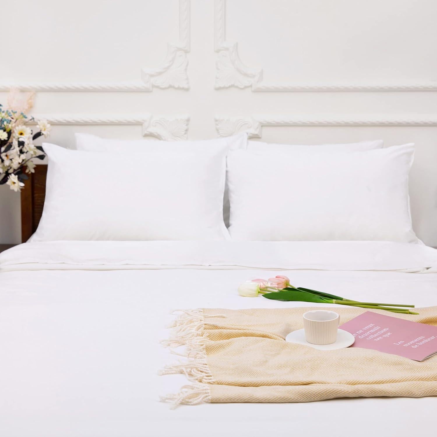 Fundas de Almohada Impermeables NTBAY 4 Pack 50.8x66 cm Blancas