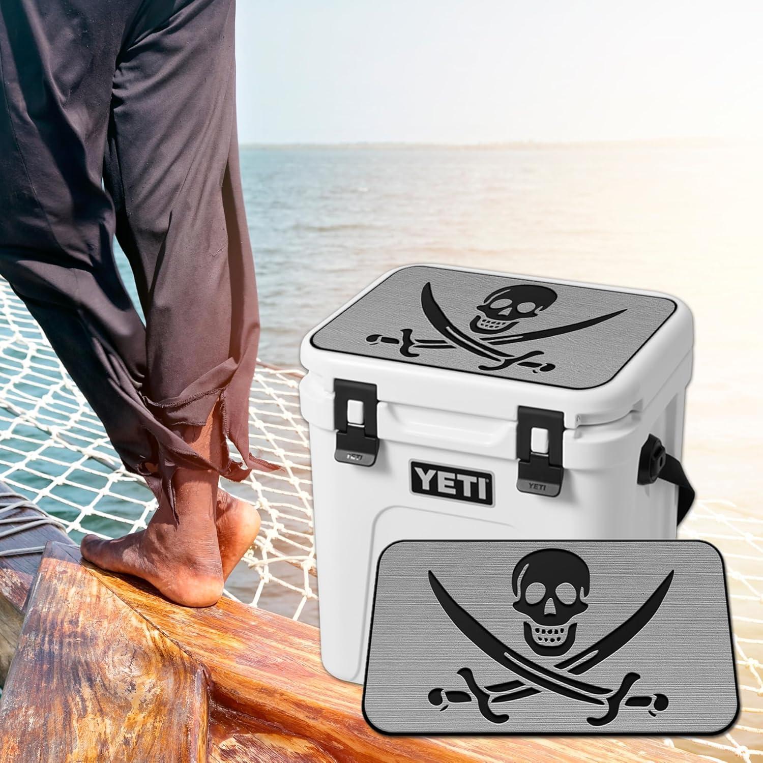 Pad Antideslizante SeaDek para Enfriador YETI 15qt - Jolly Roger
