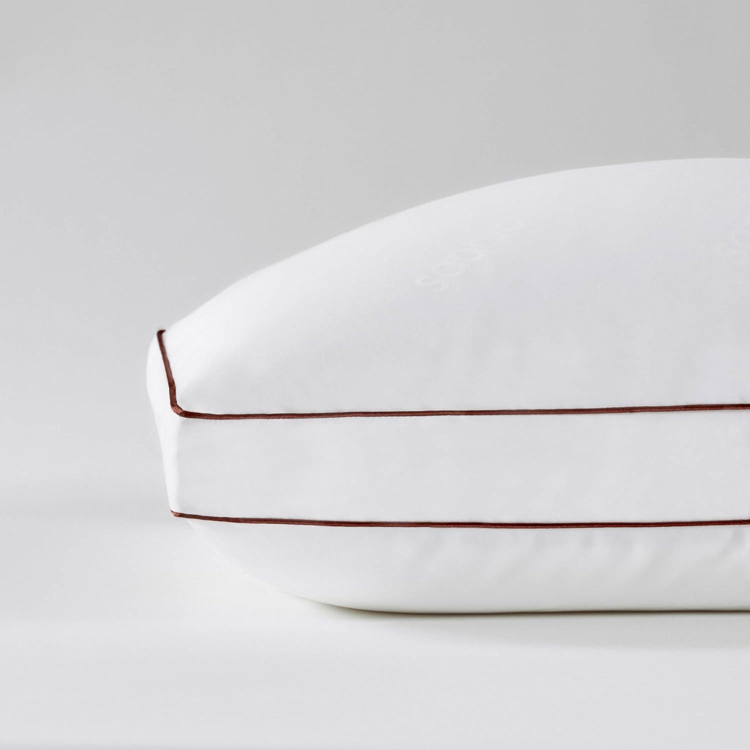 Almohada de Láttex Saatva Estándar 10 cm Hipoalergénica