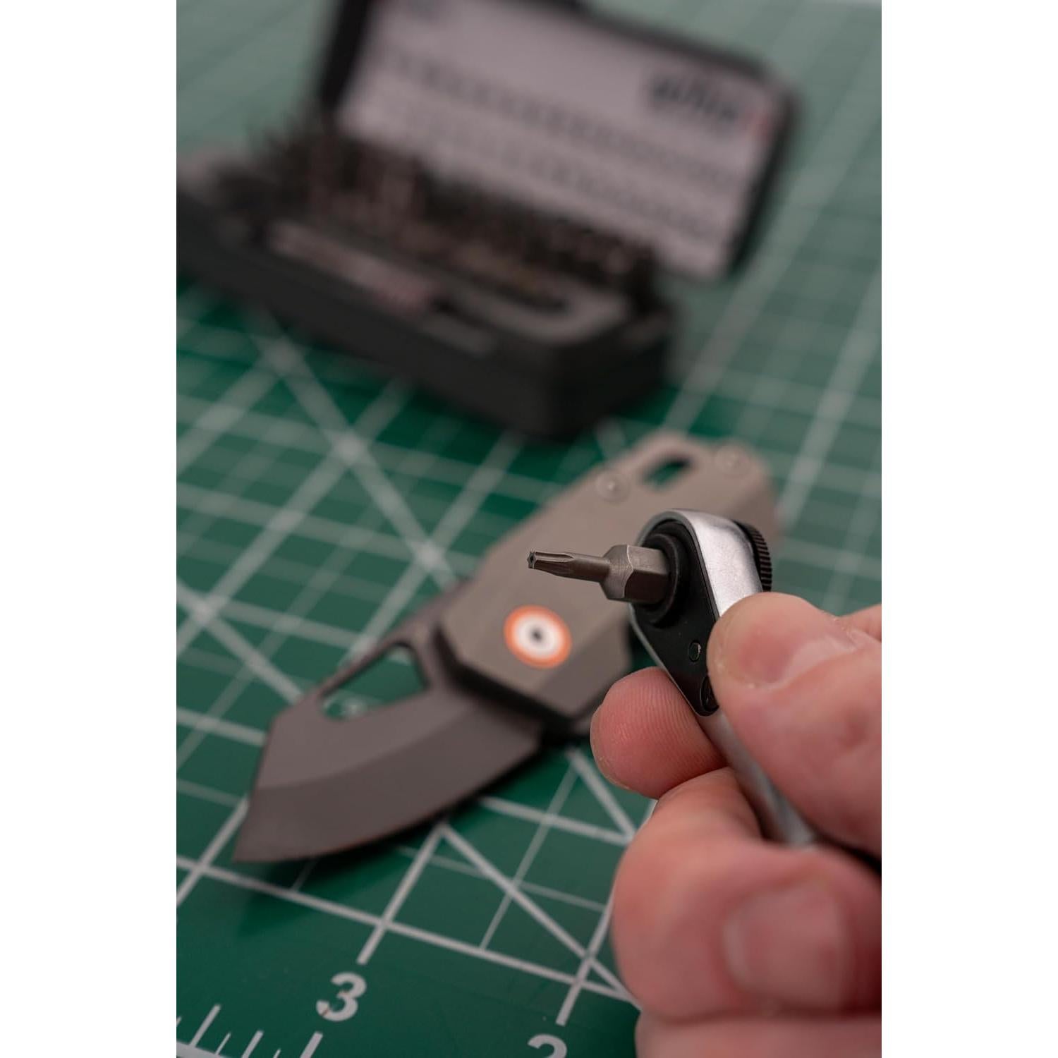 Juego de 32 Piezas Wiha 74958 con Mini Carraca