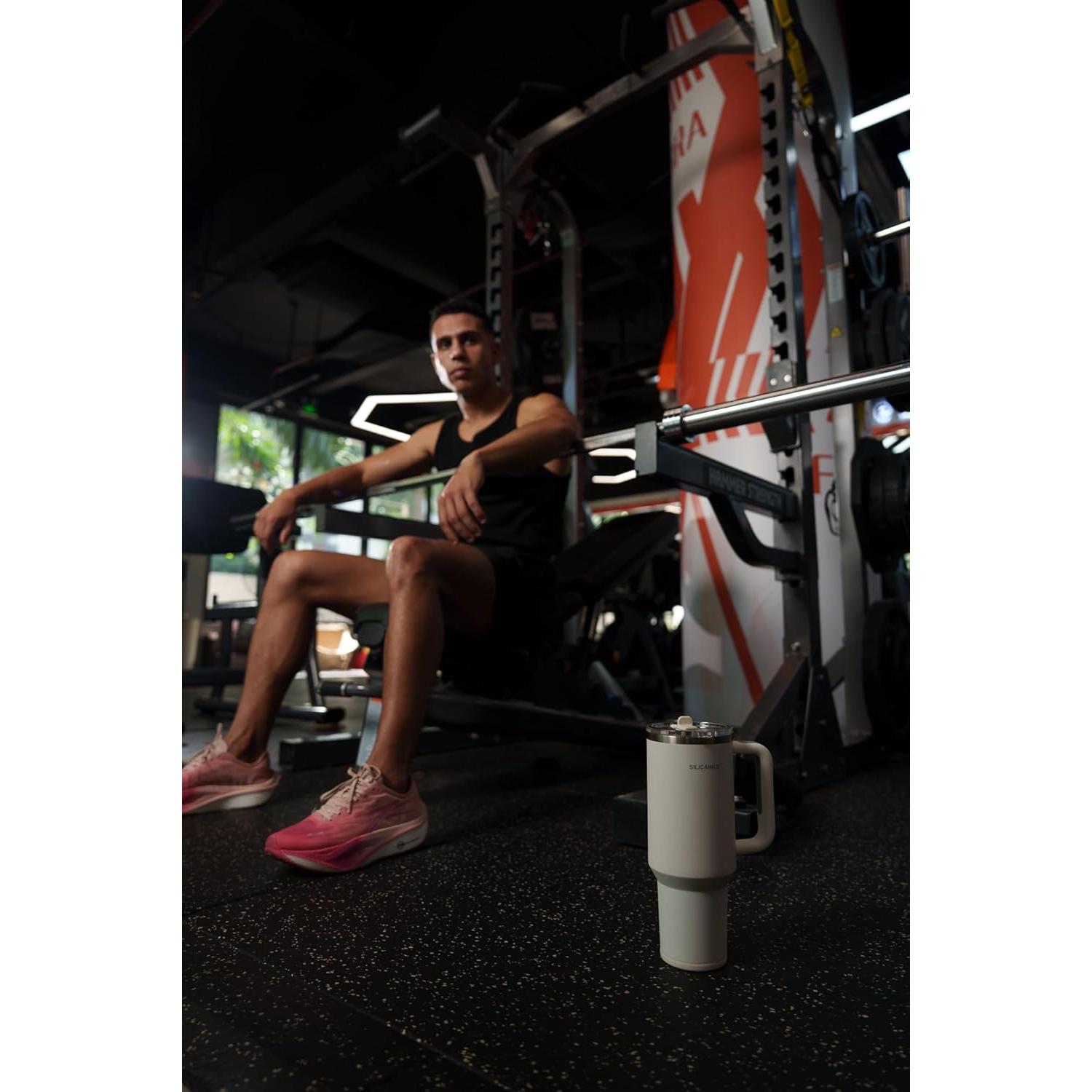 Botella de Agua SILICANICE 40 oz Acero Inoxidable Aislada