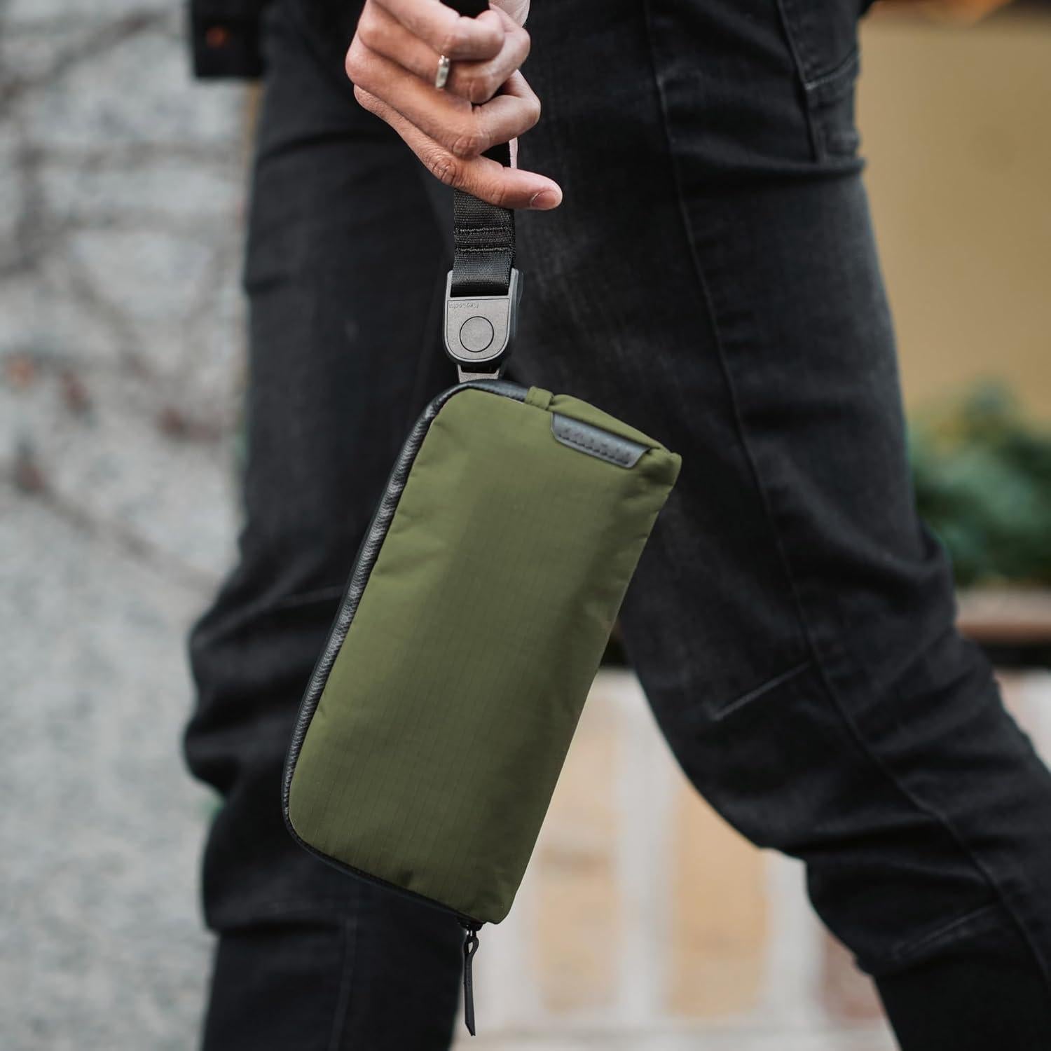 Bolsa de Viaje Compacta ALPAKA Flight Pouch 0.3L Verde