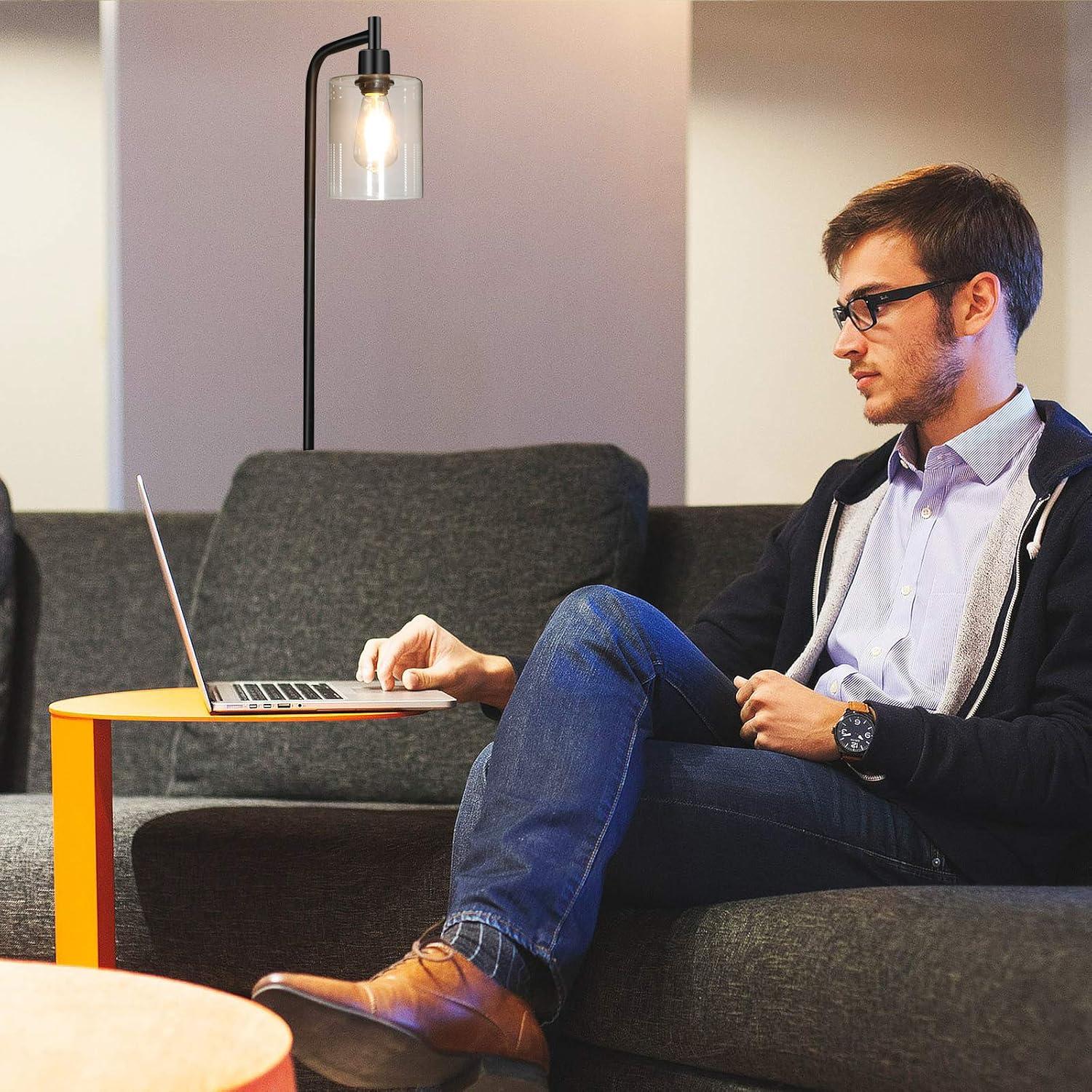 Lámpara de Pie Industrial Bosceos E26 Negra 168 cm con Bombilla