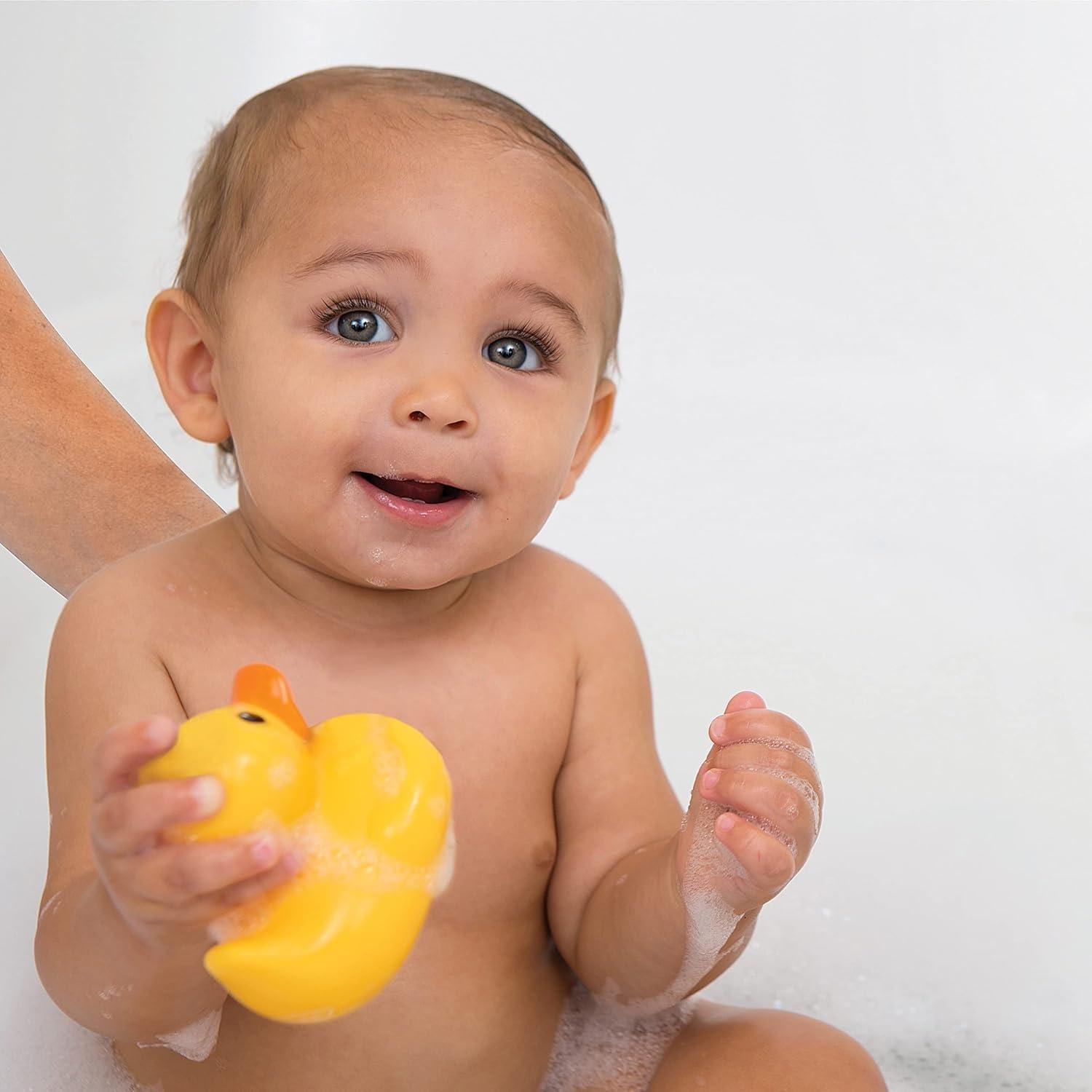 Set de Baño Infantino Casa de Patos 4 Piezas Multicolor