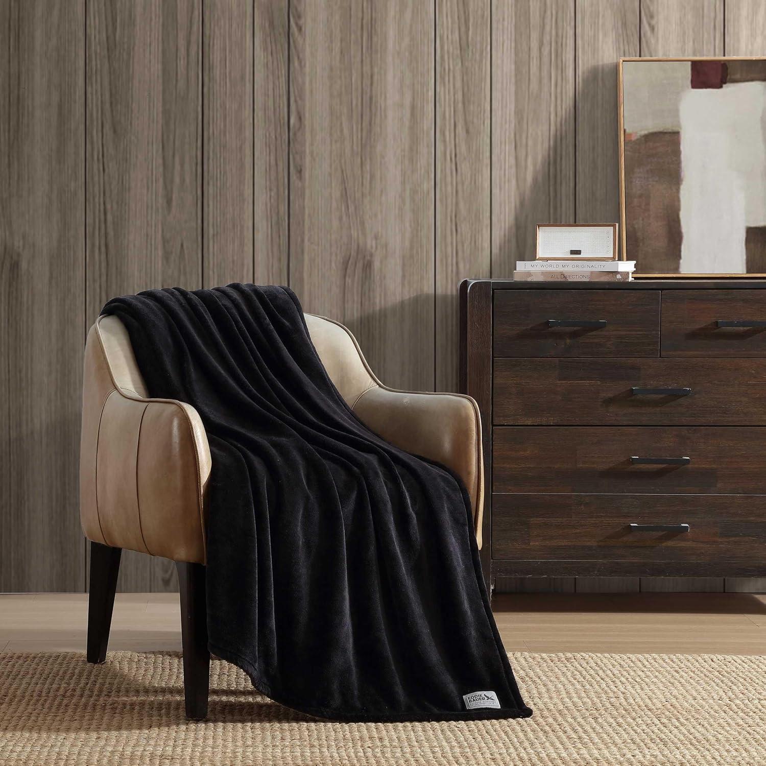 Eddie Bauer - King Blanket, Ultra Soft & Warm Plush Bedding, Bedding Set for The Colder Seasons (Black, King)