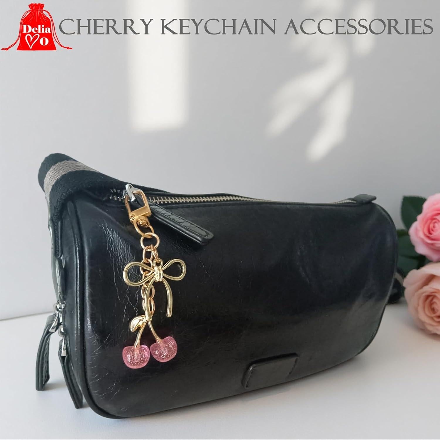 Llavero de Cereza Rosa con Lazo Dorado - Regalo para Mujeres