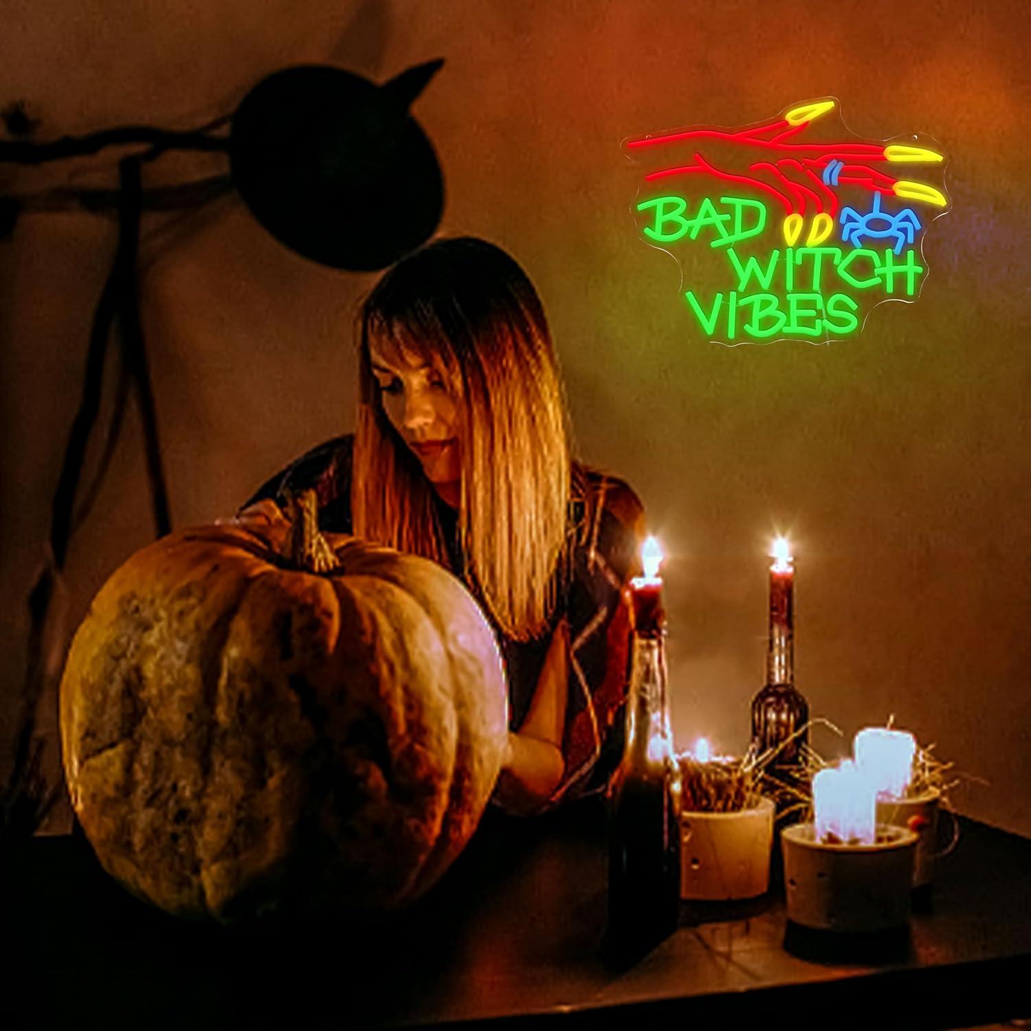 Letrero Neón Bruja Mala LED 41.91x31.75cm Decoración Halloween