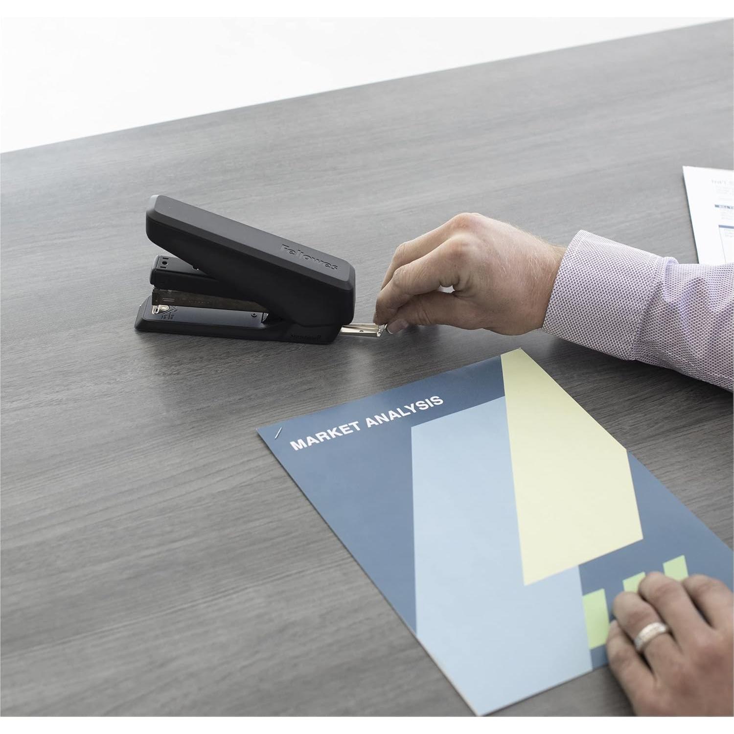 Grapadora Fellowes LX850 EasyPress Negra 25 Hojas Sin Esfuerzo