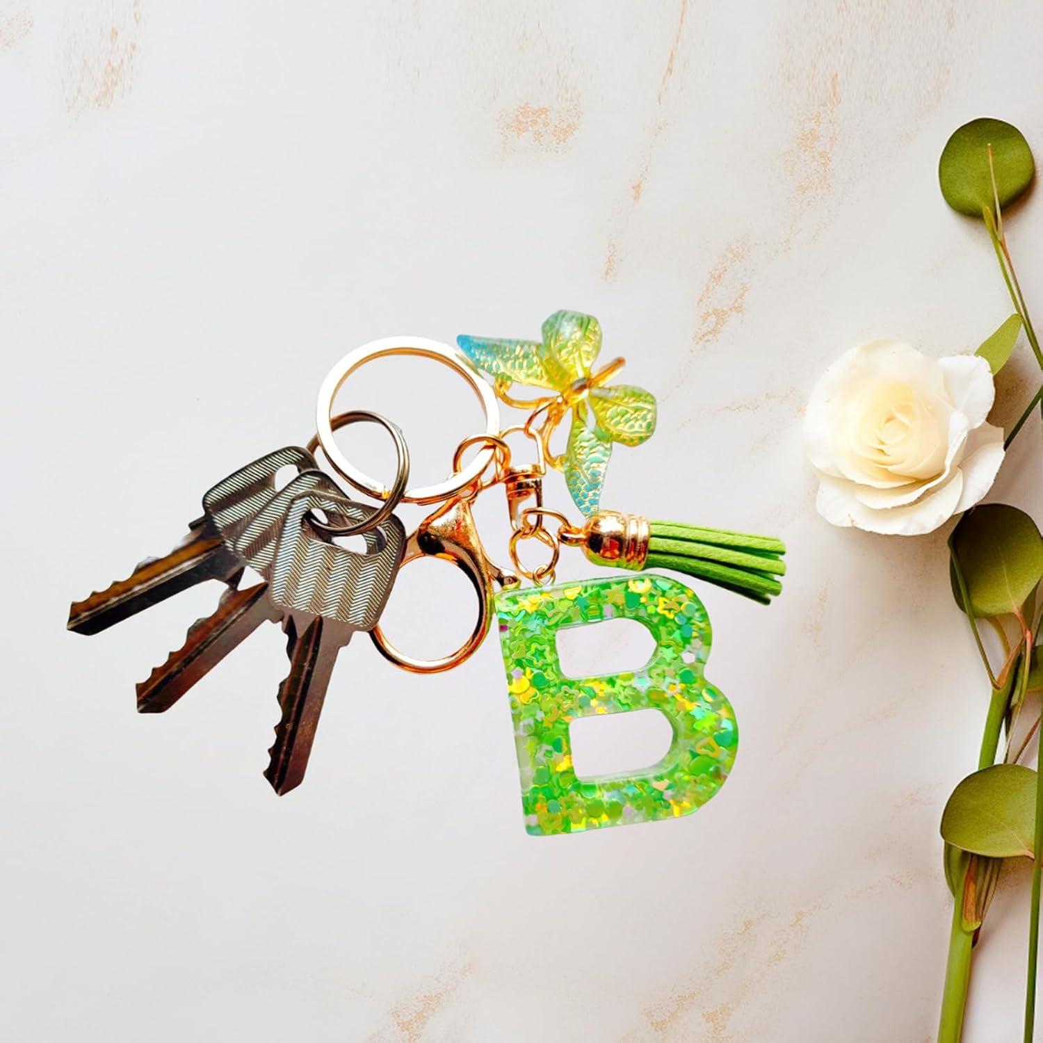 Llavero Inicial Personalizado con Borlas Mariposa Rosa Verde