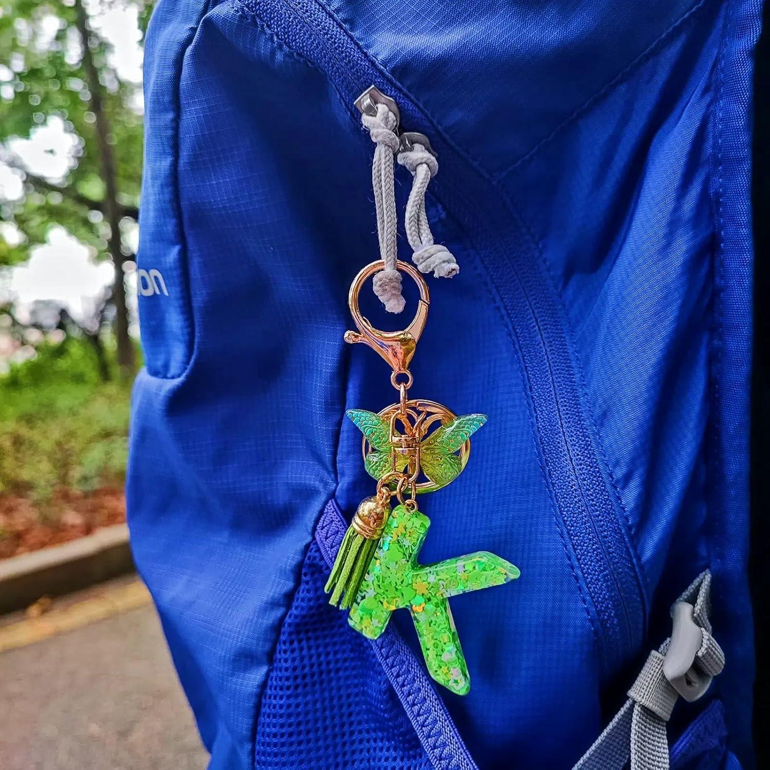 Llavero Inicial Personalizado con Borlas Mariposa Rosa Verde
