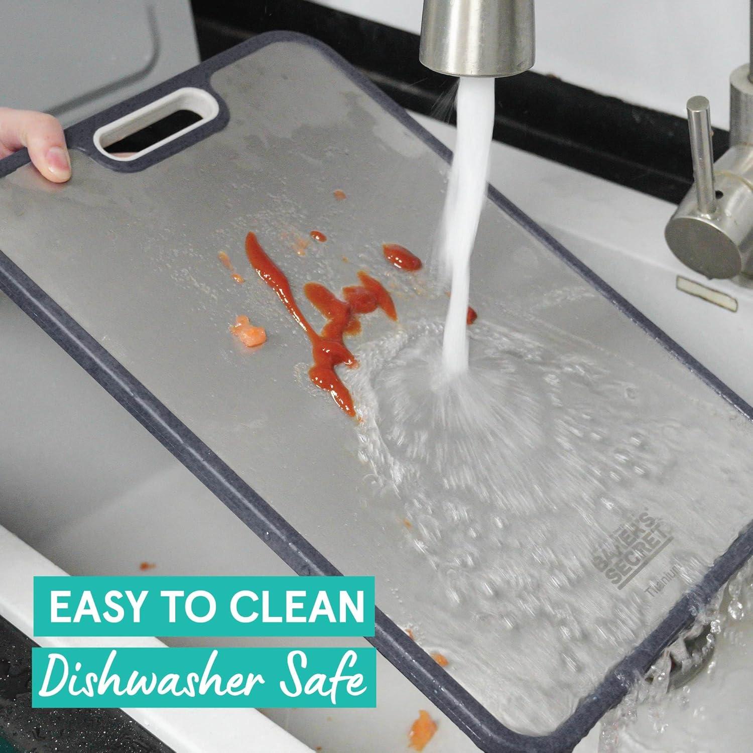 Tabla de Cortar Doble Lado Titanio Baker's Secret 40.64x27.94cm