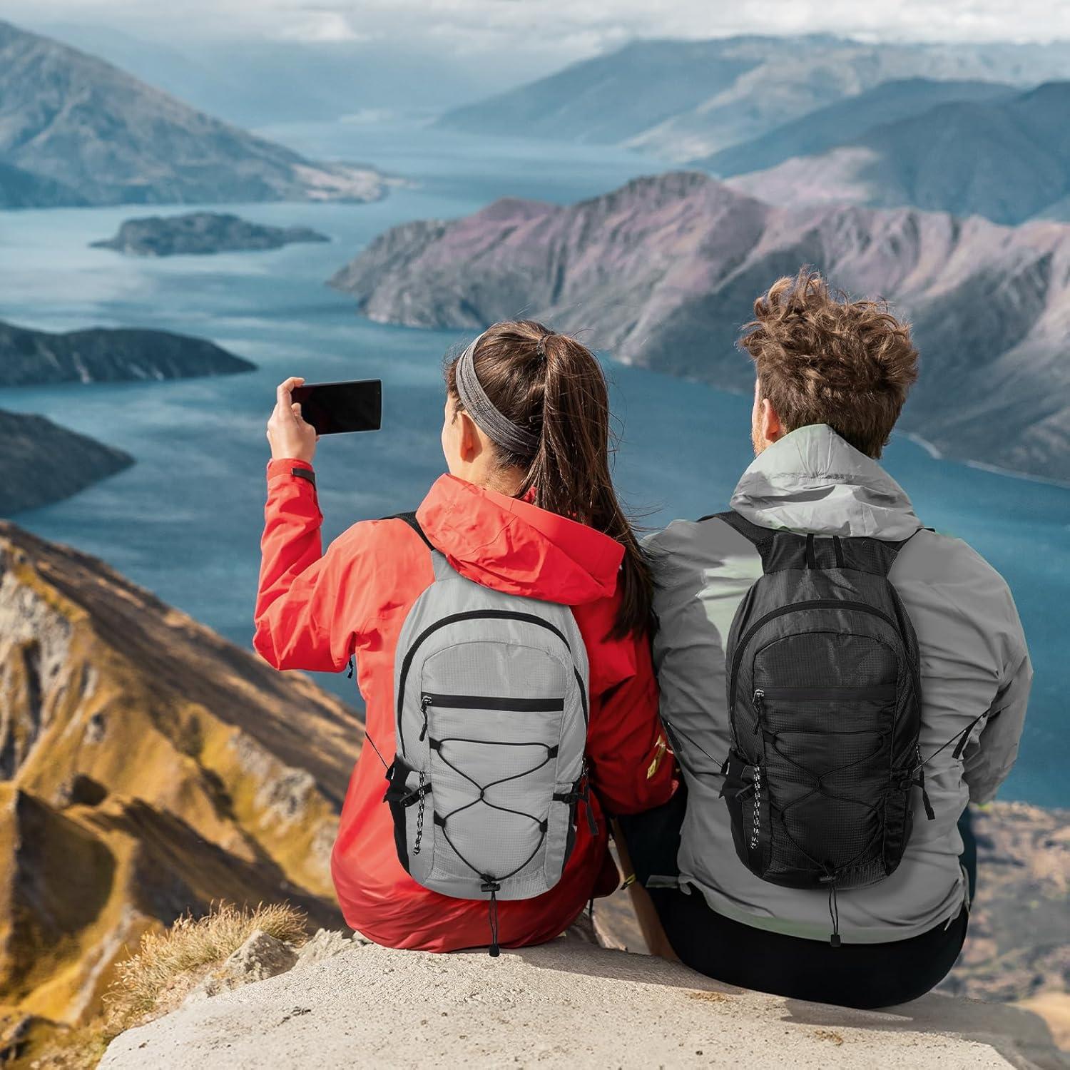 Mochila de senderismo Outplea negra 15L ultraligera y plegable