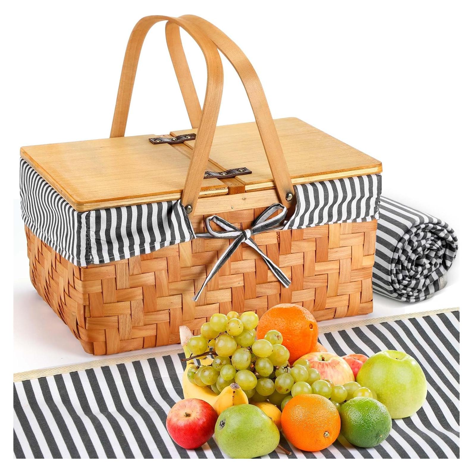 Kit de Picnic Blushtier con Cesta de Madera y Alfombra Impermeable