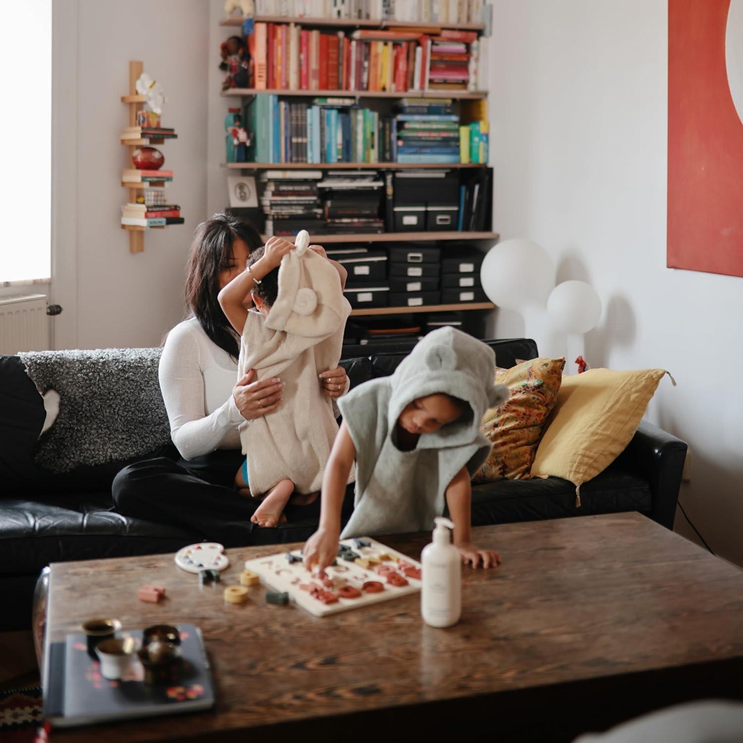 Toalla Poncho para Niños Mushie Rosa 100% Algodón Orgánico