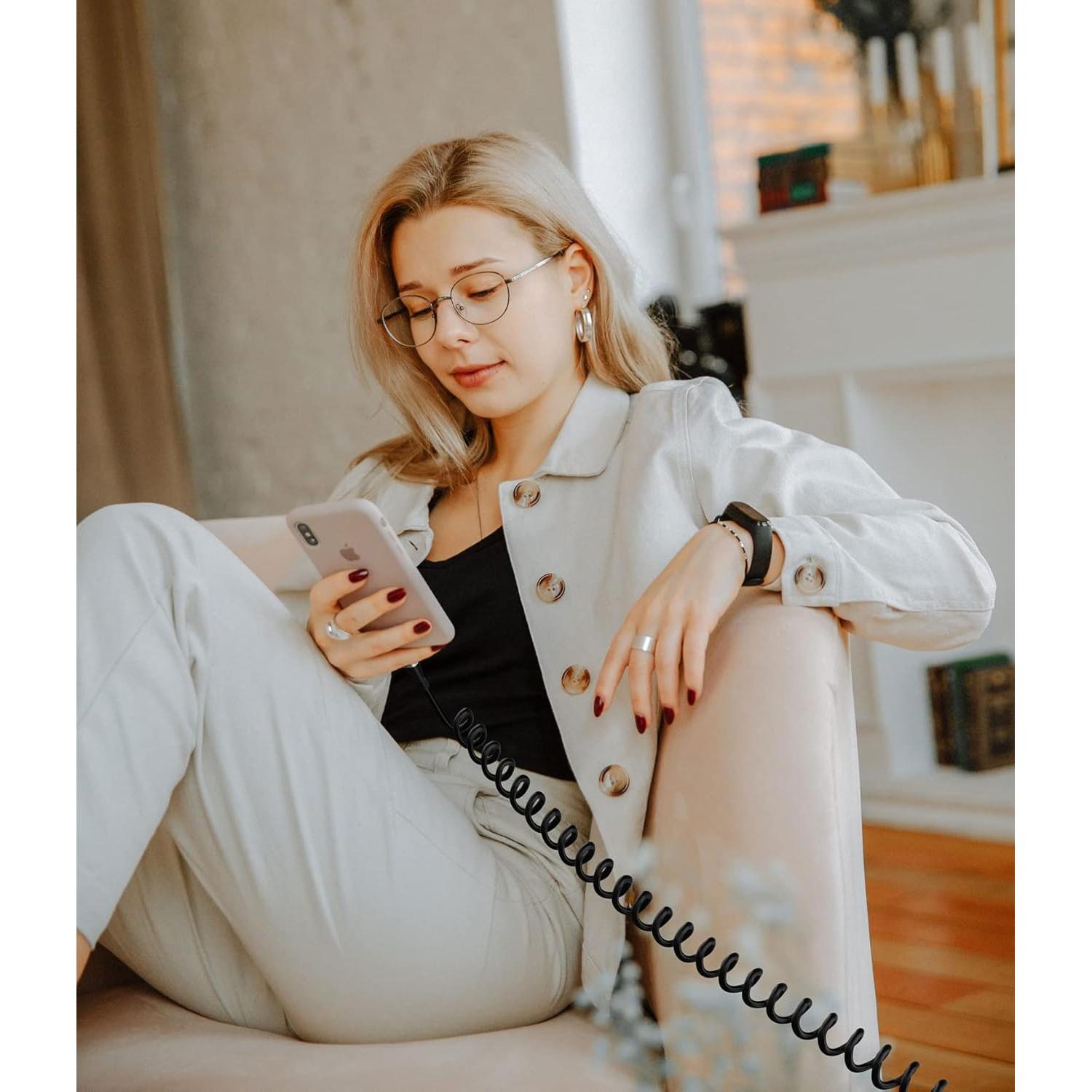 Cable Cargador iPhone PRAKIE 3 y 5 pies MFi Retráctil