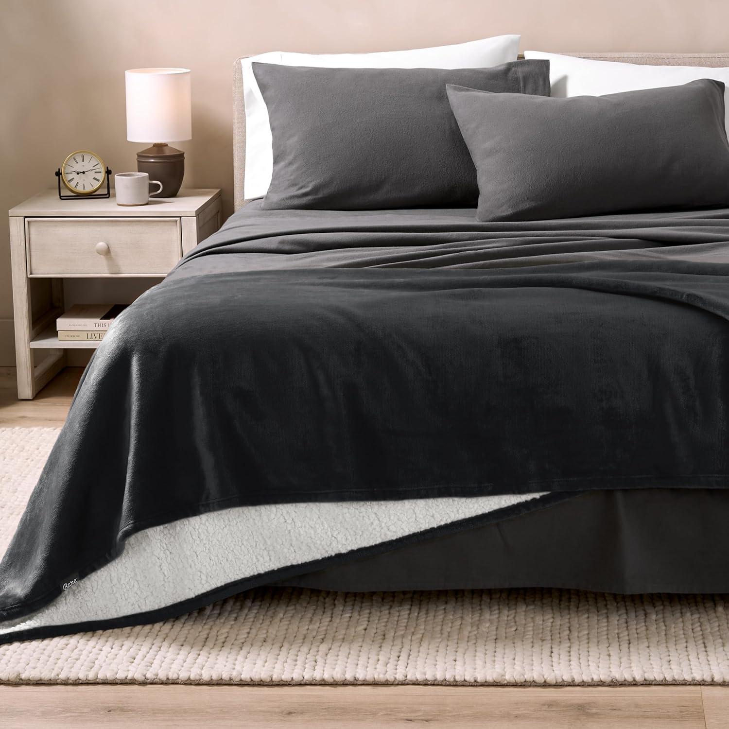 Manta Sherpa Bare Home 50x60 cm Negra - Suave y Ligera