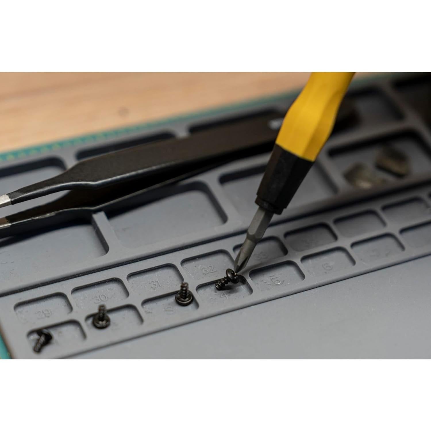 Juego de 65 Piezas Wiha 75965 Carraca y MicroBits ESD