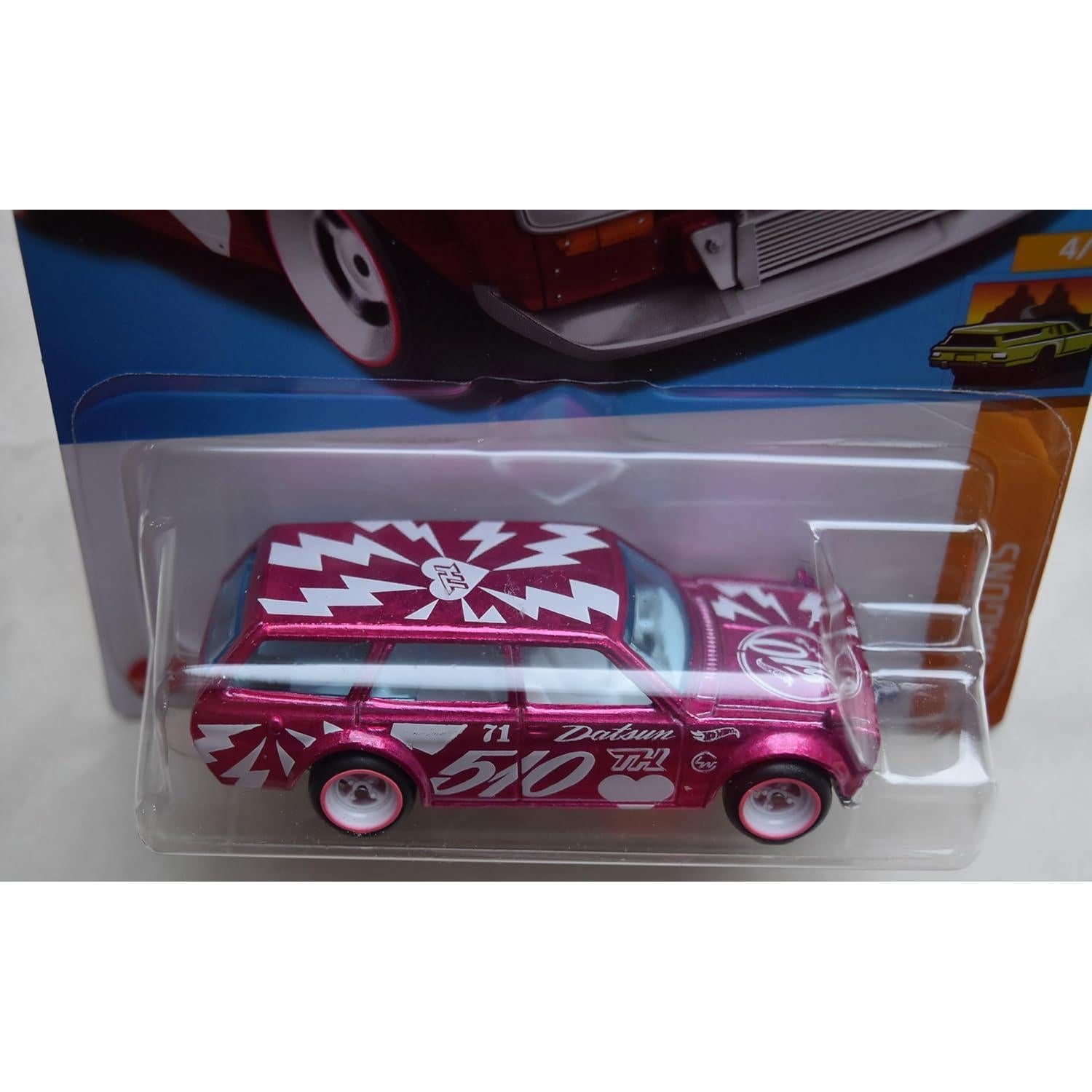 Auto a Escala Hot Wheels Datsun Bluebird Wagon 1:64