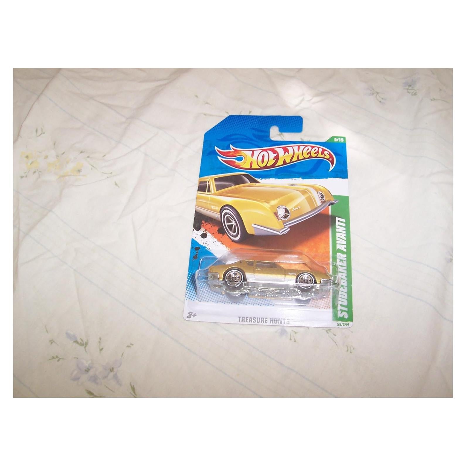 Hot Wheels Studebaker Avanti 2011 Caza del Tesoro 1:64