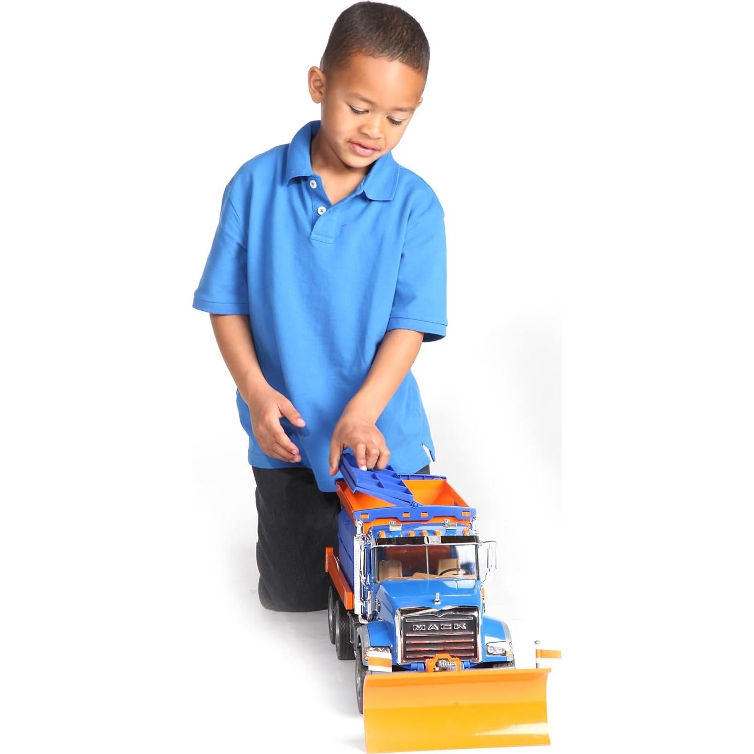 Camión Bruder MACK Granite Servicio Invierno con Desbrozadora