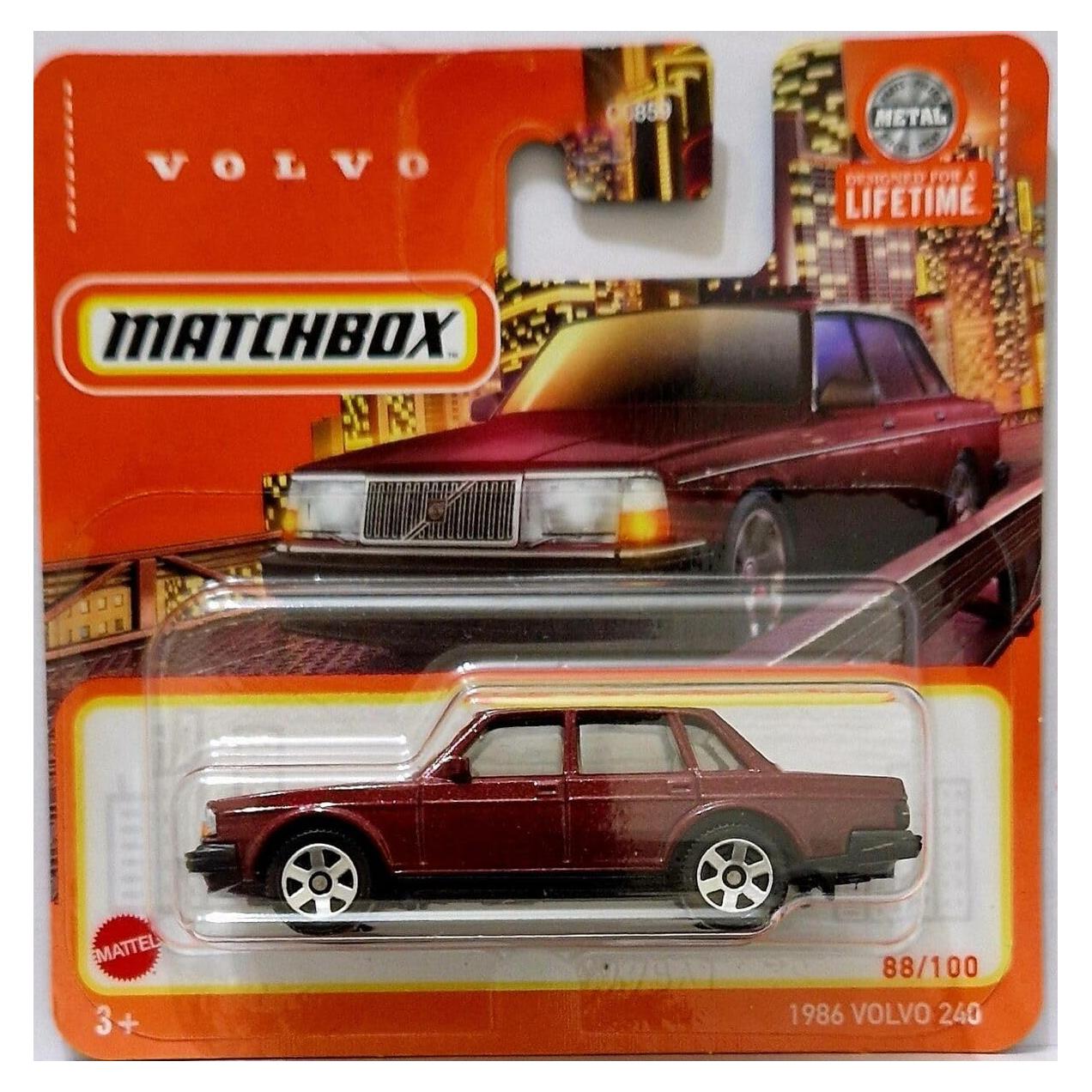 Auto a Escala Matchbox 2024 Volvo 240 Rojo Burdeos 1:64