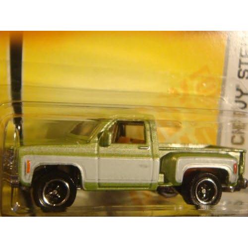 Matchbox Camioneta '75 Chevy Stepside Verde/Blanco 1:64