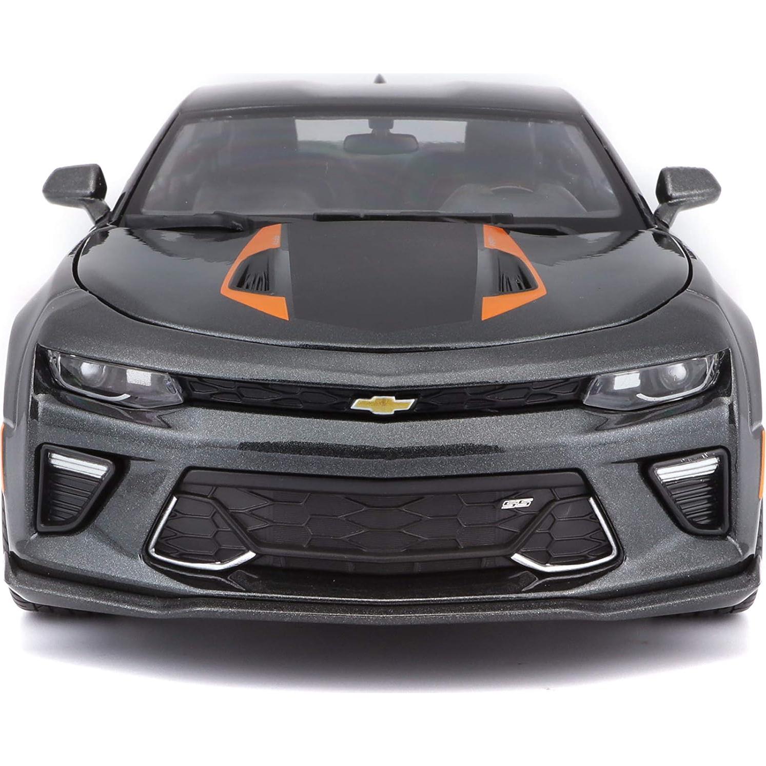 Maisto Chevrolet Camaro 50 Aniversario 2017 24.1 cm