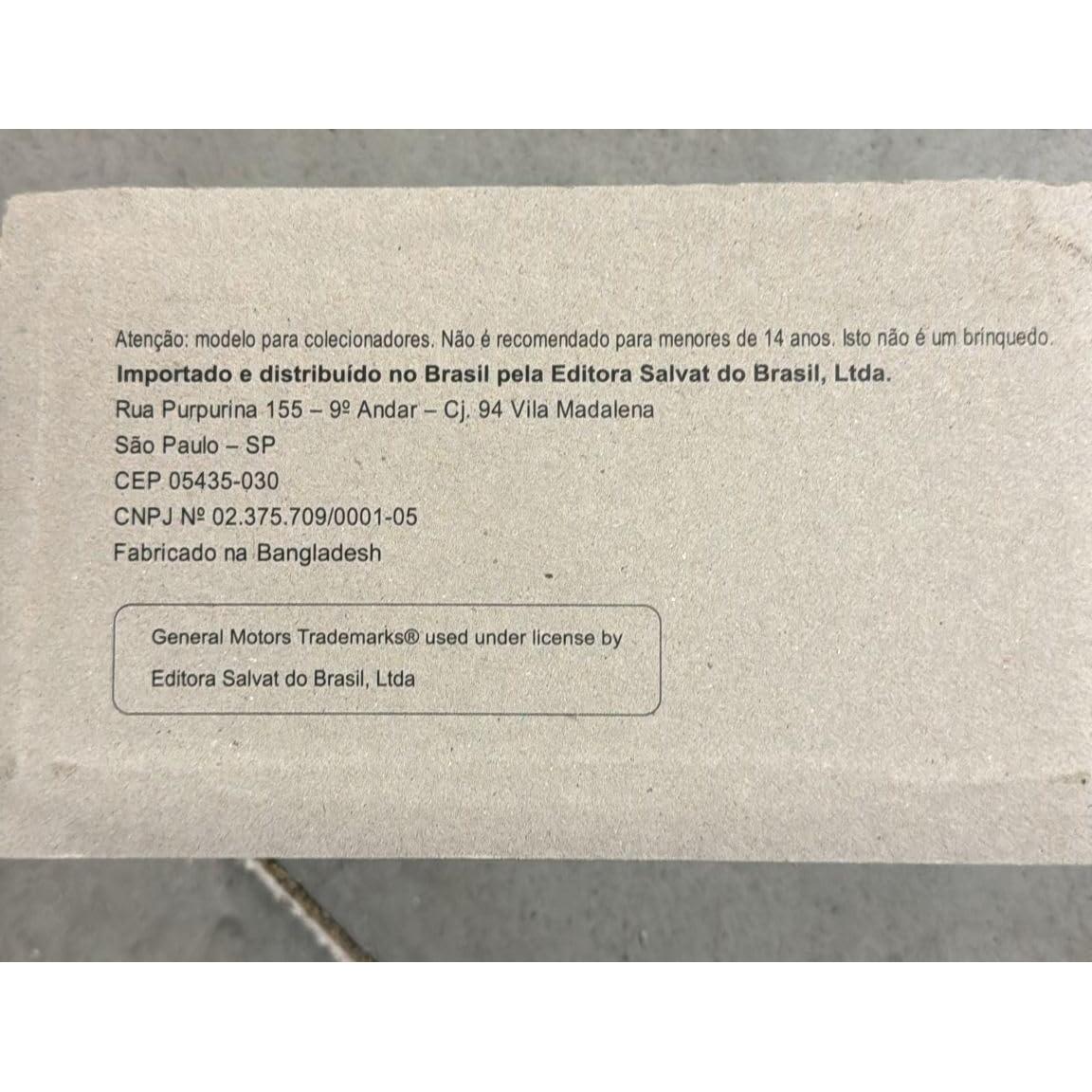 Coche Miniatura Coleccionable OPO 10 Chevrolet Veraneio 1:43