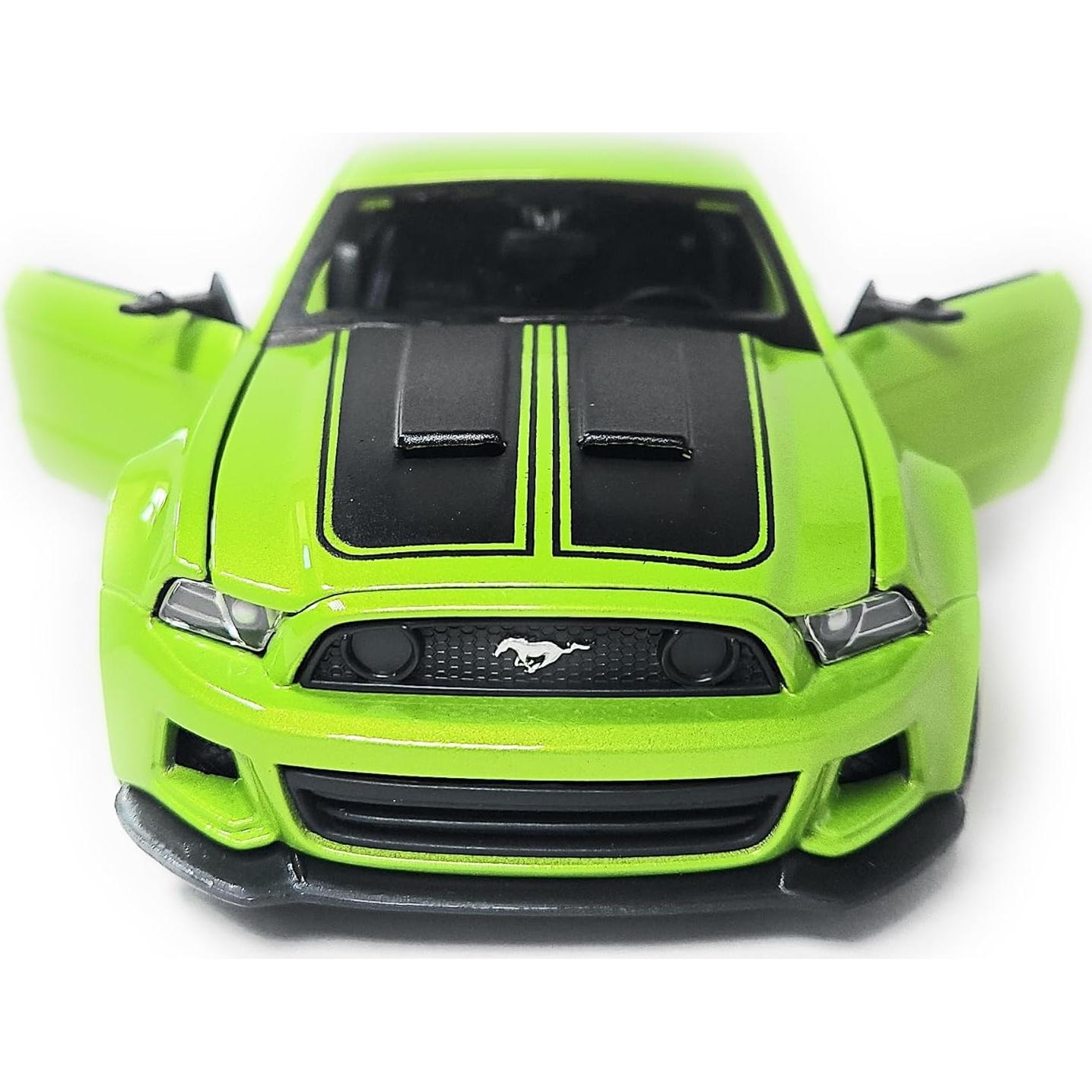 Maisto 31506 Ford Mustang Street Racer Verde 1/24