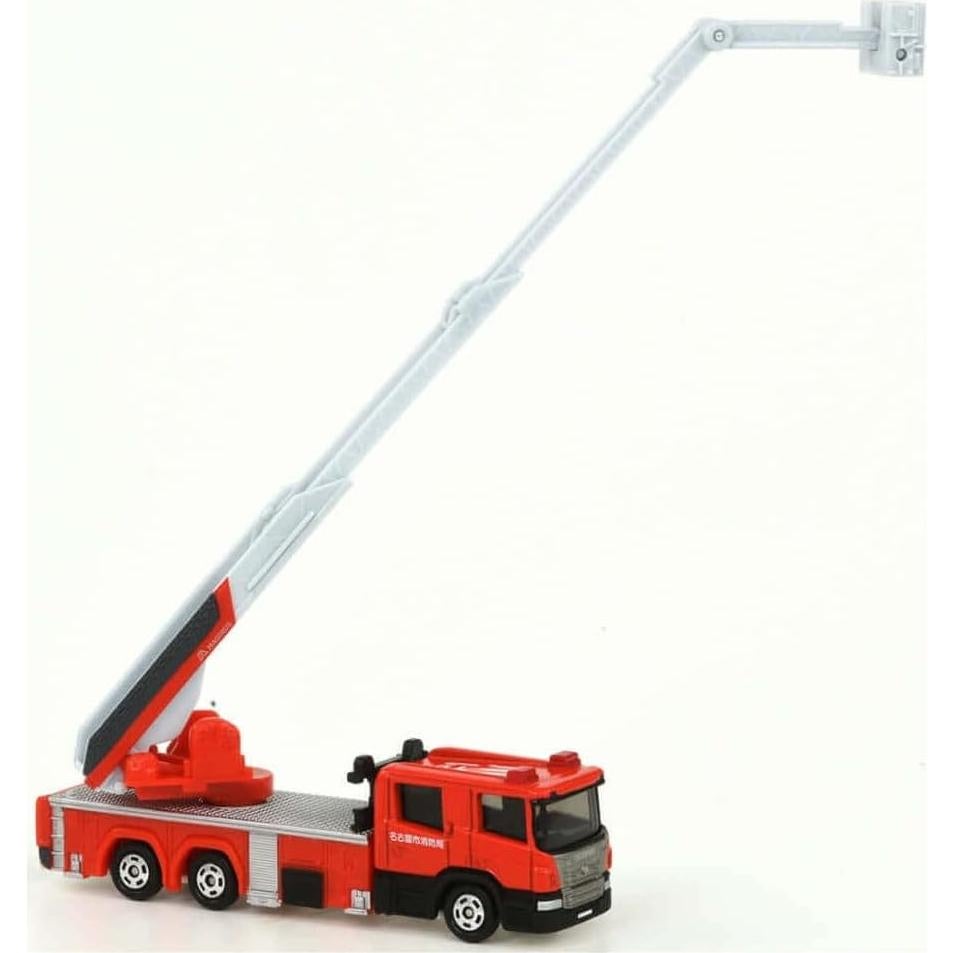 Camión de Escalera Refractora Takara Tomy 30m Nagoya