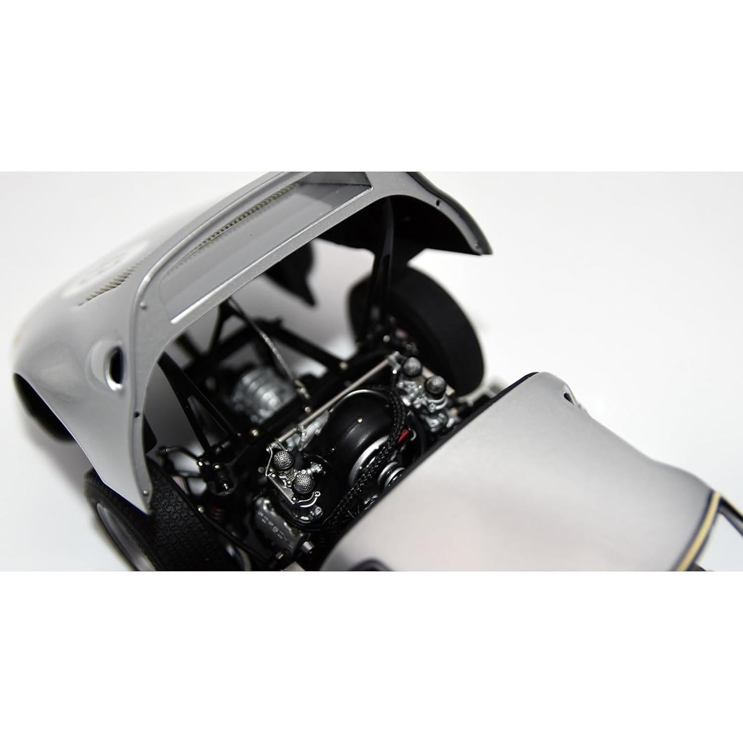 Modelo Coche Diecast CMC 904 Carrera GTS #43 1/18 Edición Limitada