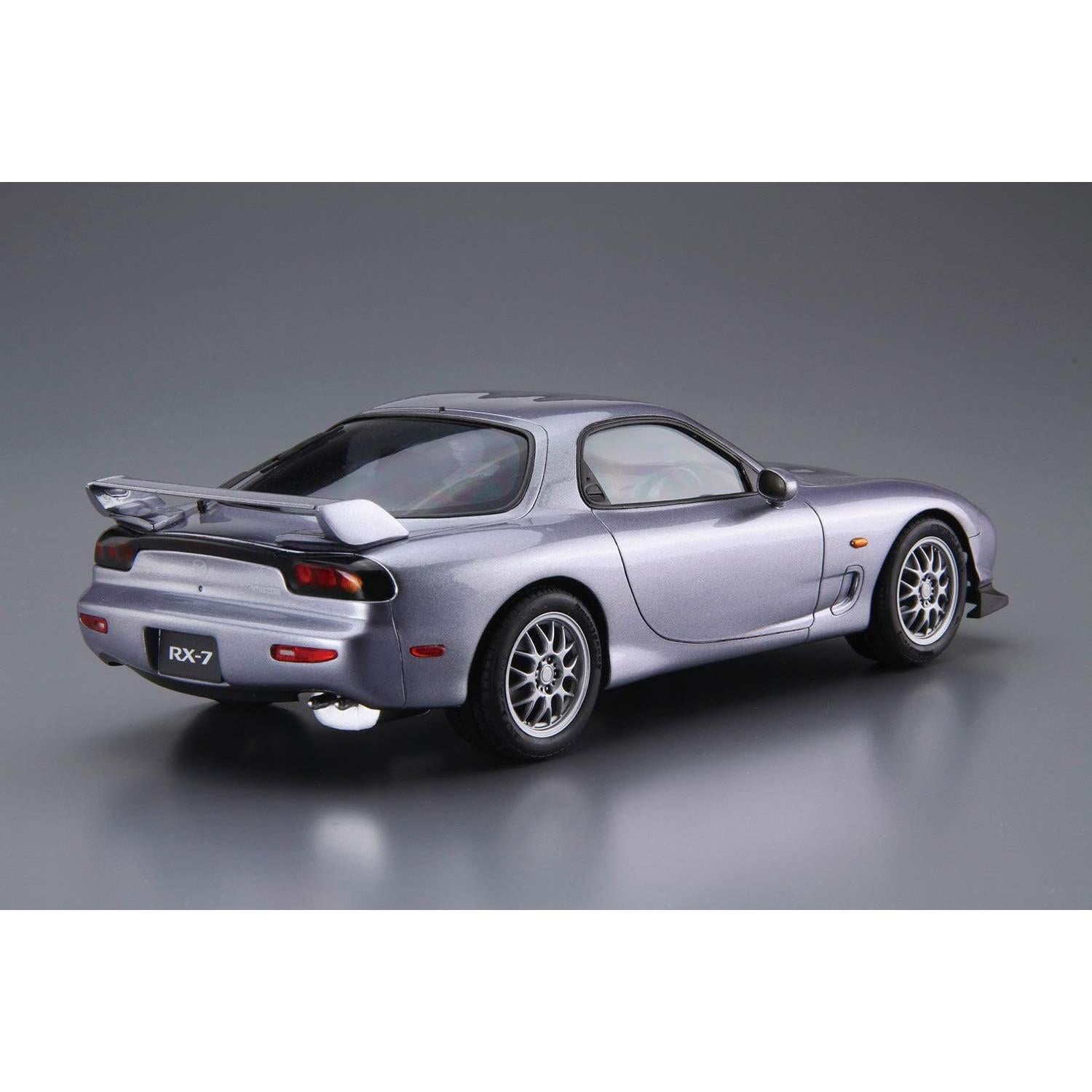 Kit de Modelo Aoshima Mazda FD3S RX-7 Spirit R 1:24