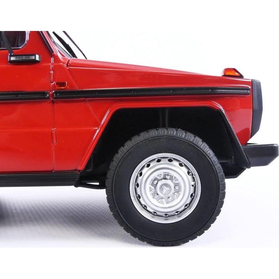 Minichamps 1:18 Mercedes G-Model Short W460 Rojo Coleccionable