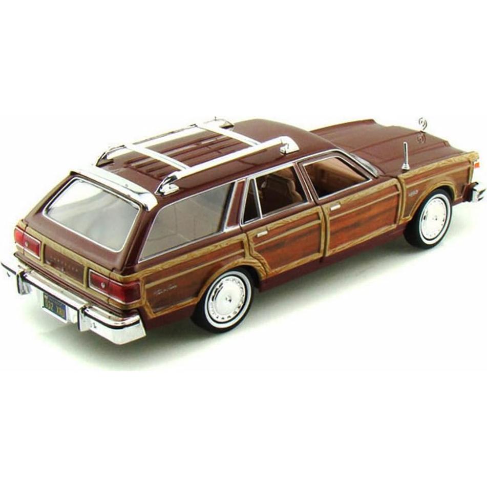 Chrysler LeBaron Town & Country 1979 Diecast 1/24 Motormax