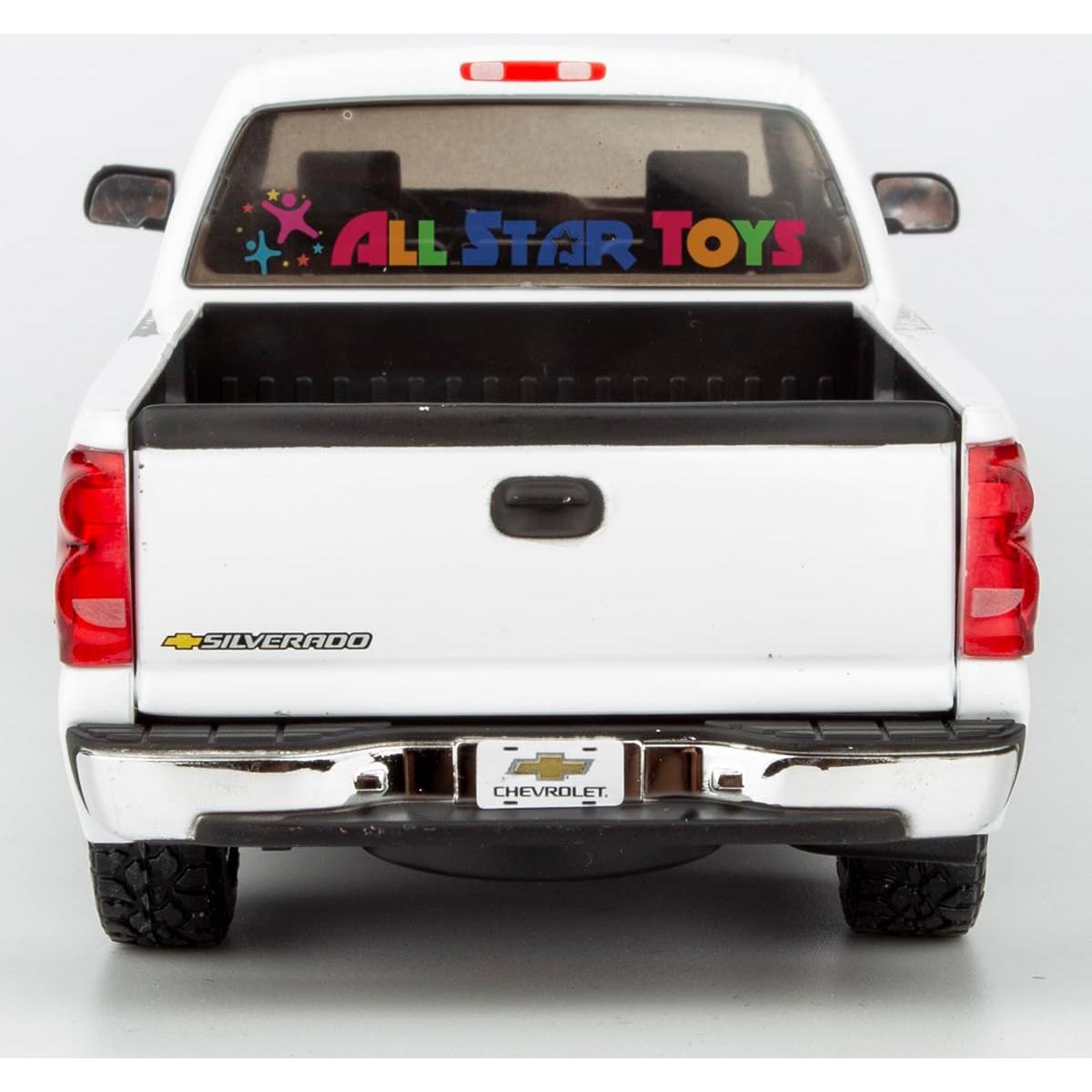 Modelo Diecast Motormax 2006 Silverado 1500 Blanco 1/25