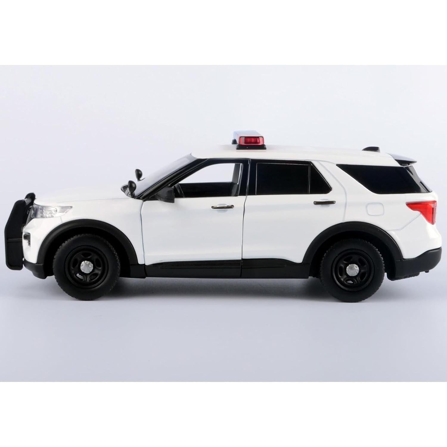 Coche de Diecast Interceptor de Policía 2022 Motormax 1/24