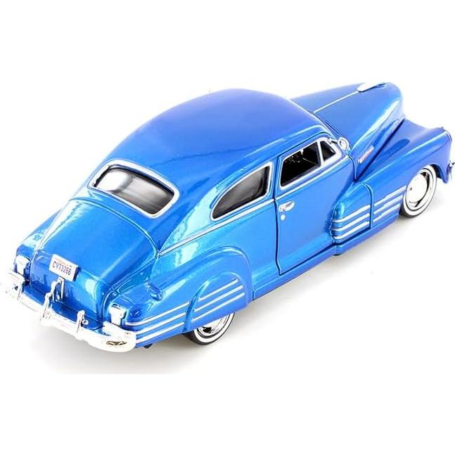 Modelo Diecast 1/24 Chevy Aerosedan Fleetline 1948 Motormax Azul