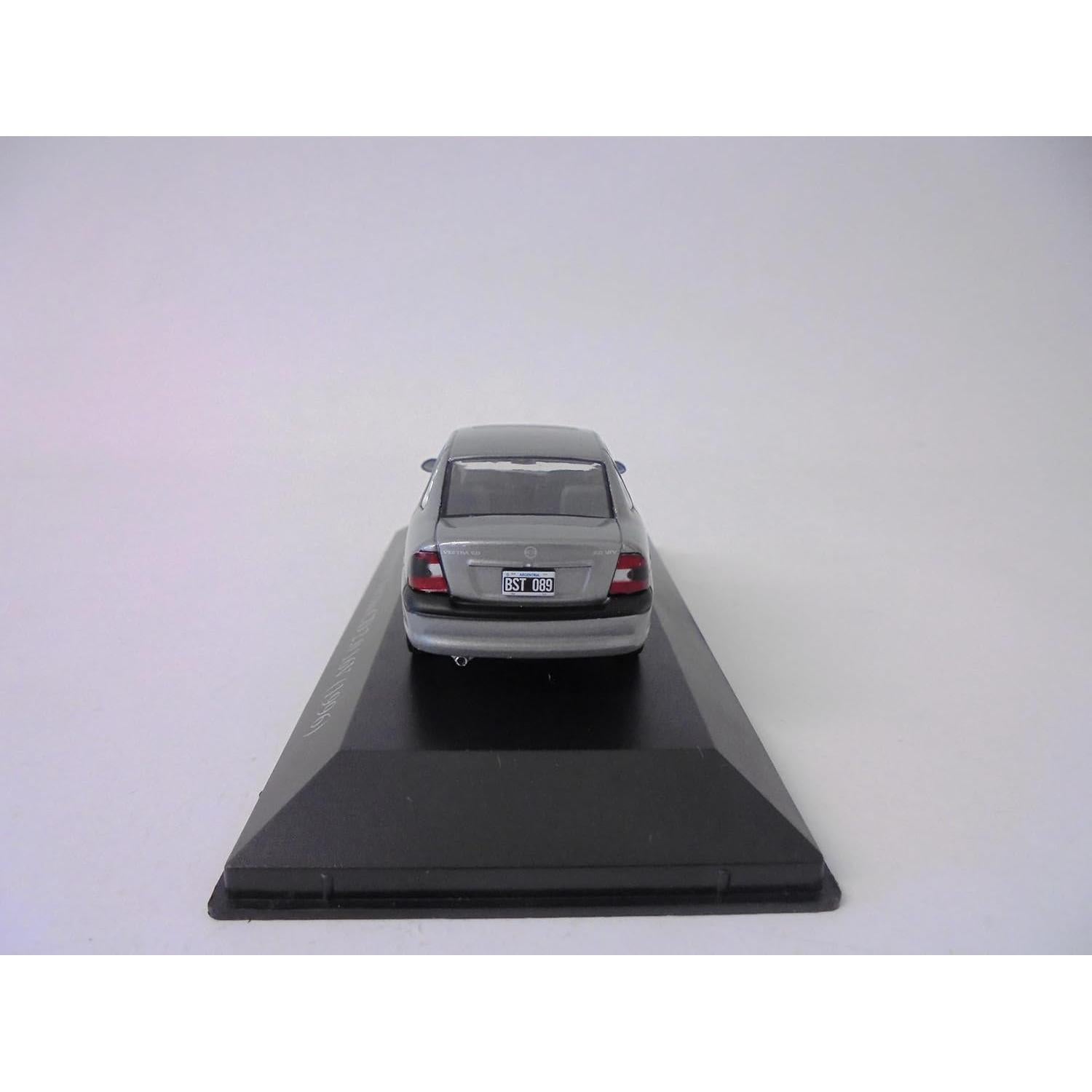 Coche Coleccionable 1/43 OPO 10 Chevrolet Vectra 1996