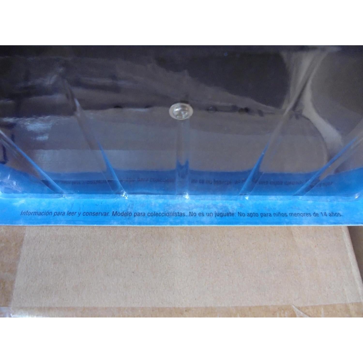 Coche a escala 1/43 OPO 10 Ford Fiesta CLX Diesel 1996