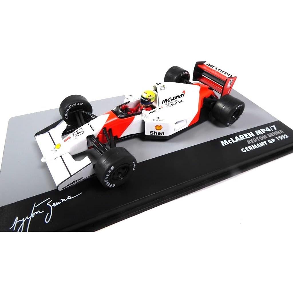 Coche de Fórmula 1 OPO 10 McLaren MP4/7 Ayrton Senna 1/43