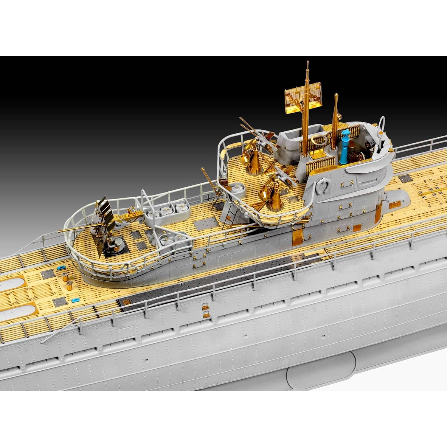 Revell Submarino Alemán Tipo IX C/40 Edición Platino 1:72