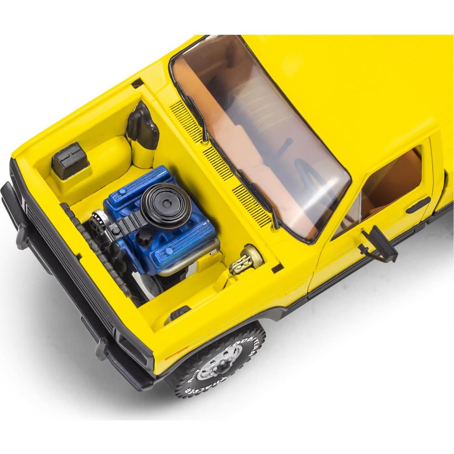 Kit de Modelo Revell Camioneta Dually Ford 1980 1:25 40 Piezas