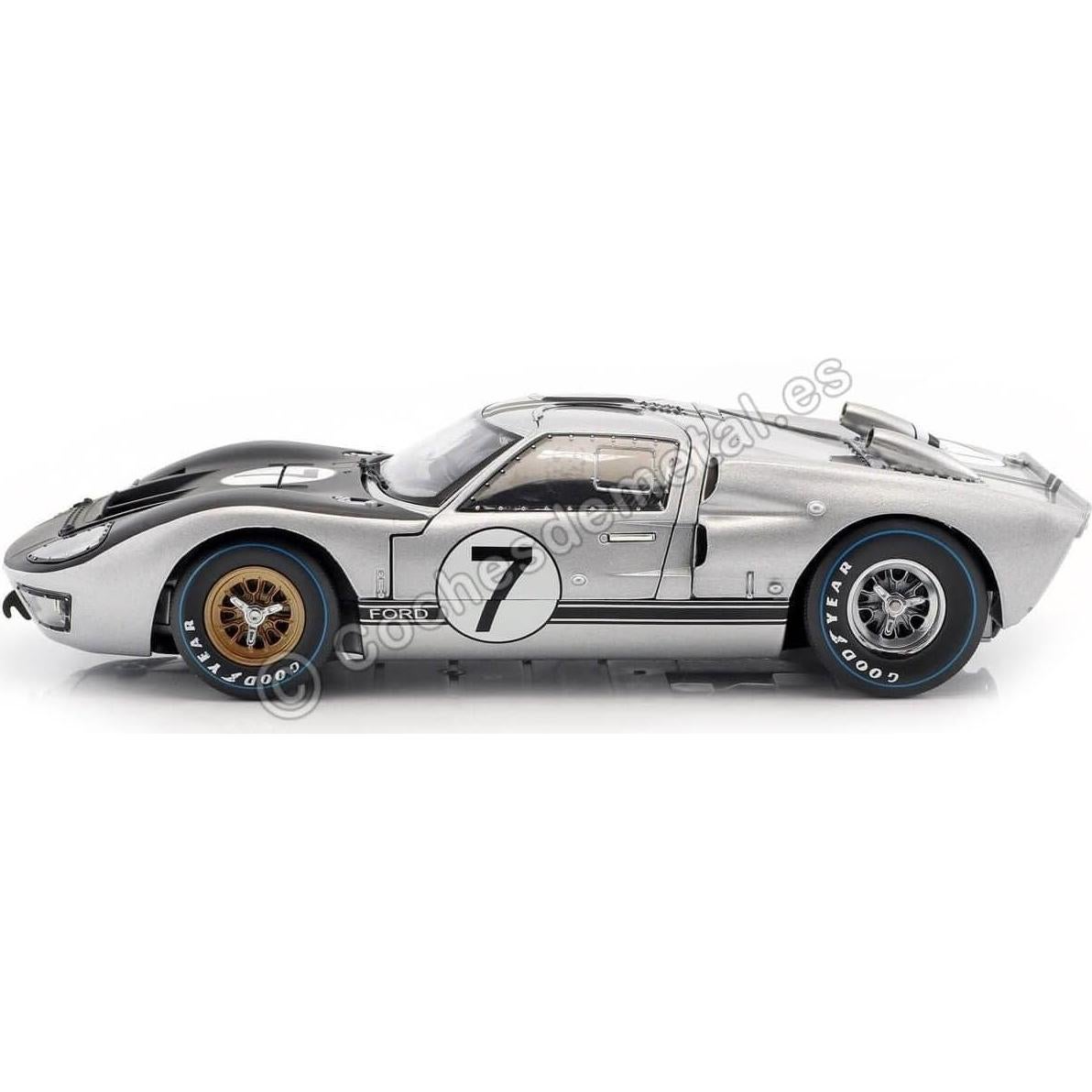 Modelo Diecast Ford GT-40 MK 2 Plata #7 1966 Shelby 1:18